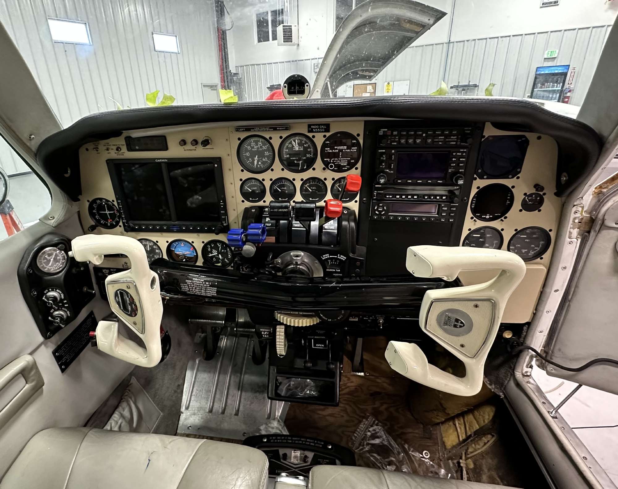 Cabin interior of Beechcraft 95-B55 Baron twin engine salvage aircraft